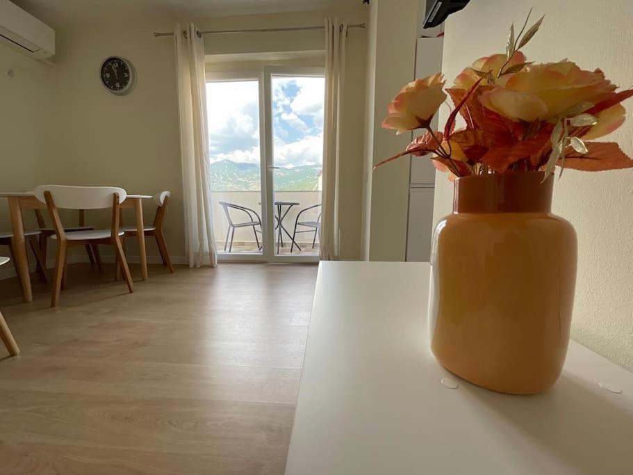 Spring Apartment In Пермет Екстер'єр фото